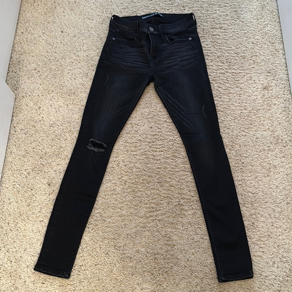 Black Distressed MID rise skinny denim